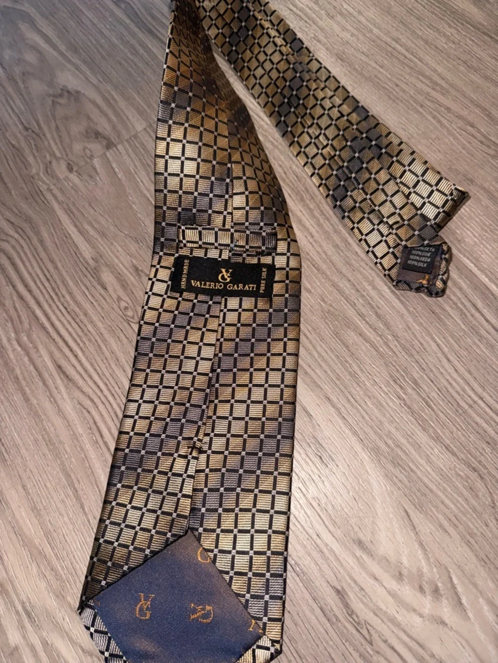 Men's Gold Patterned Silk Tie